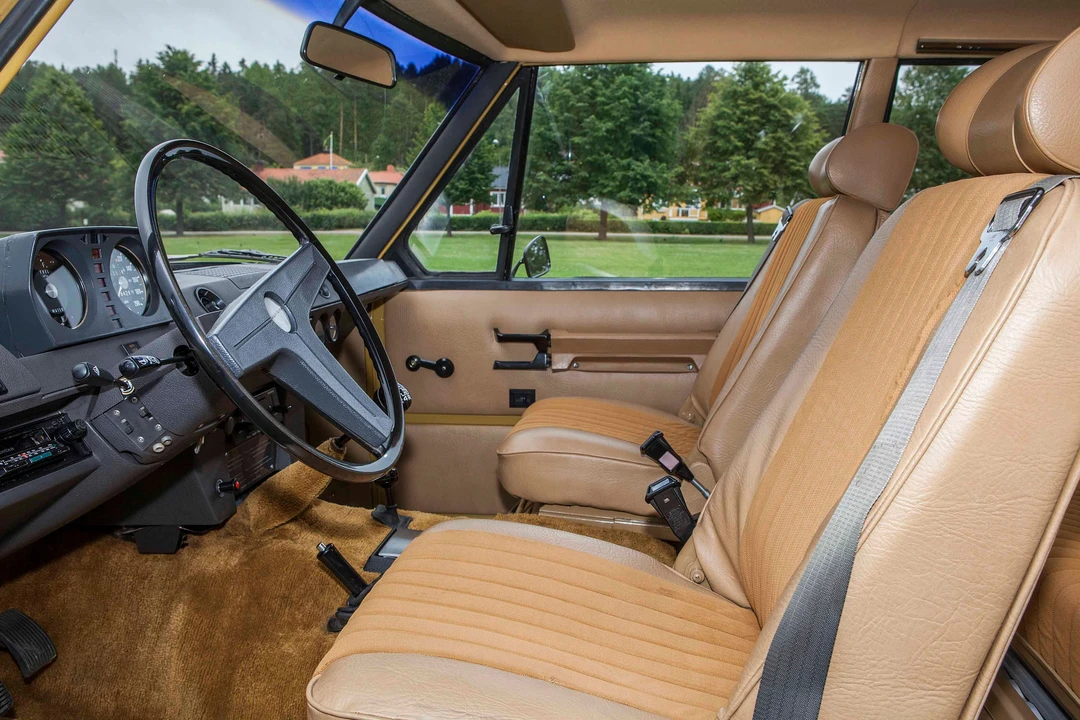 Land Rover Range Rover Classic - Image 7 of 18