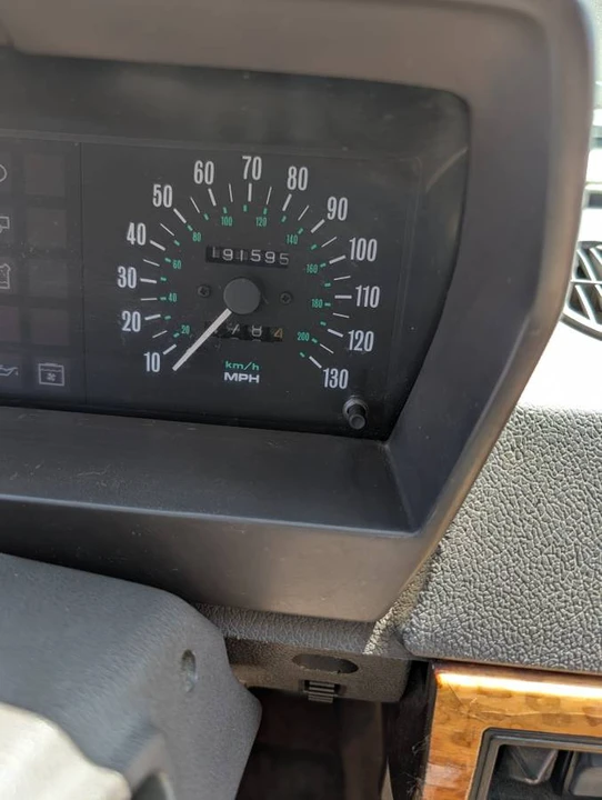 1993 Land Rover Range Rover Classic - Image 9 of 24