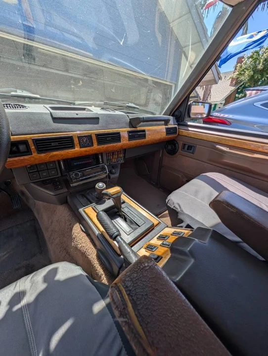 1993 Land Rover Range Rover Classic - Image 11 of 24