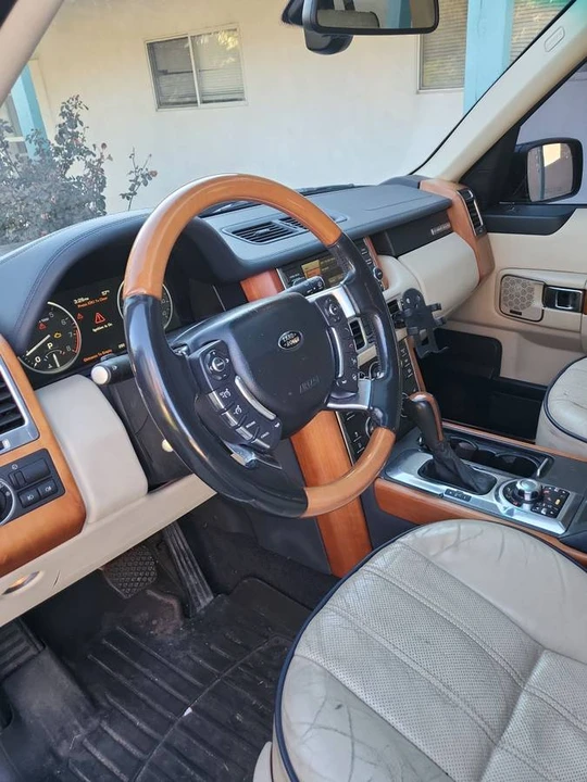 2012 Land Rover Range Rover L322 - Image 2 of 4