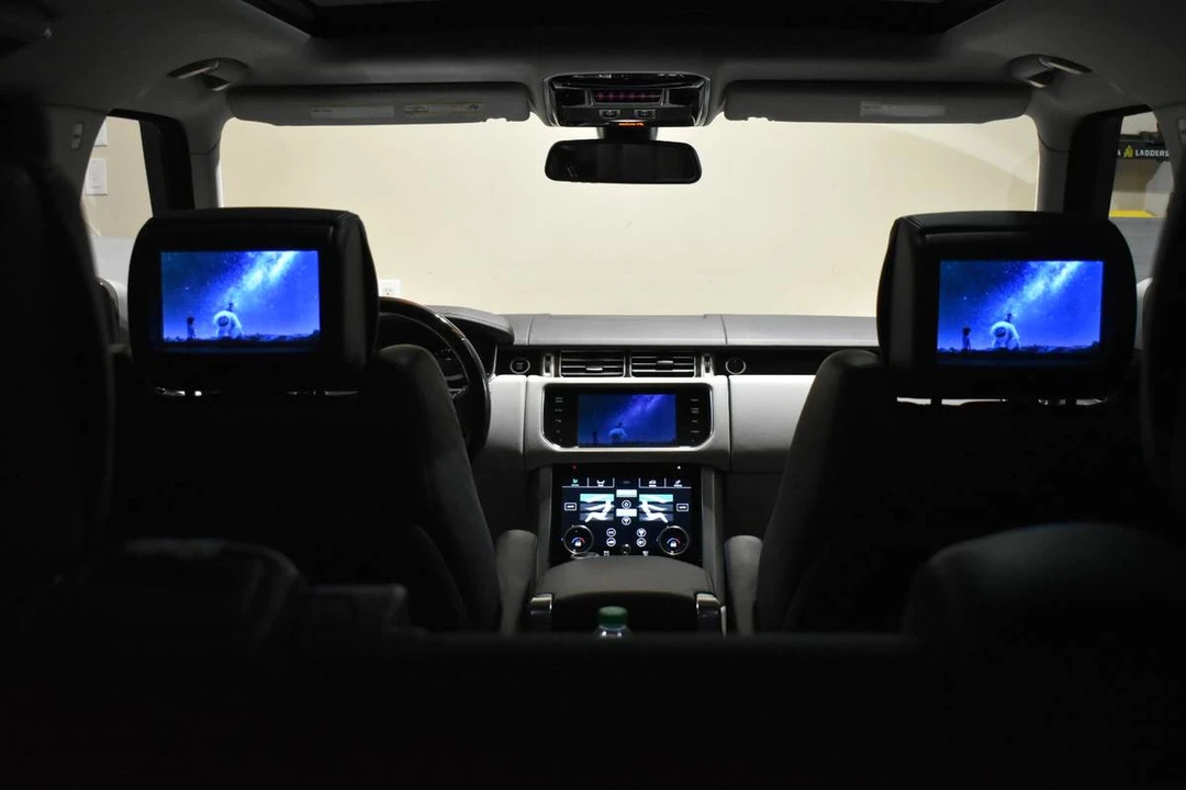 2015 Land Rover Range Rover L405 - Image 9 of 12