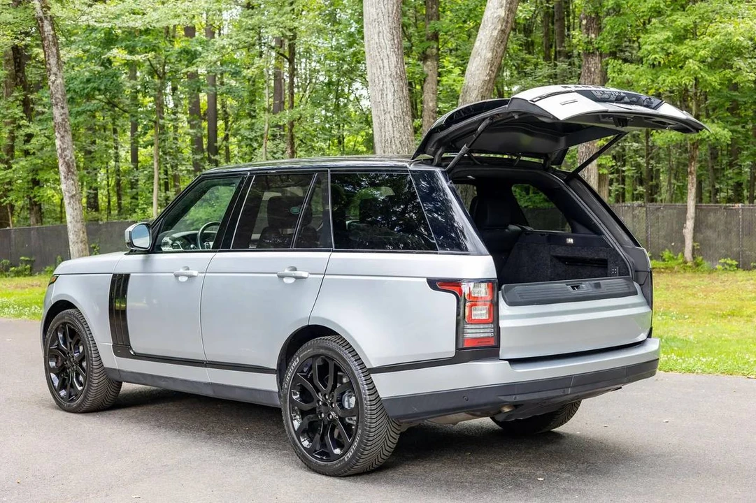 2017 Land Rover Range Rover L405 - Image 7 of 24