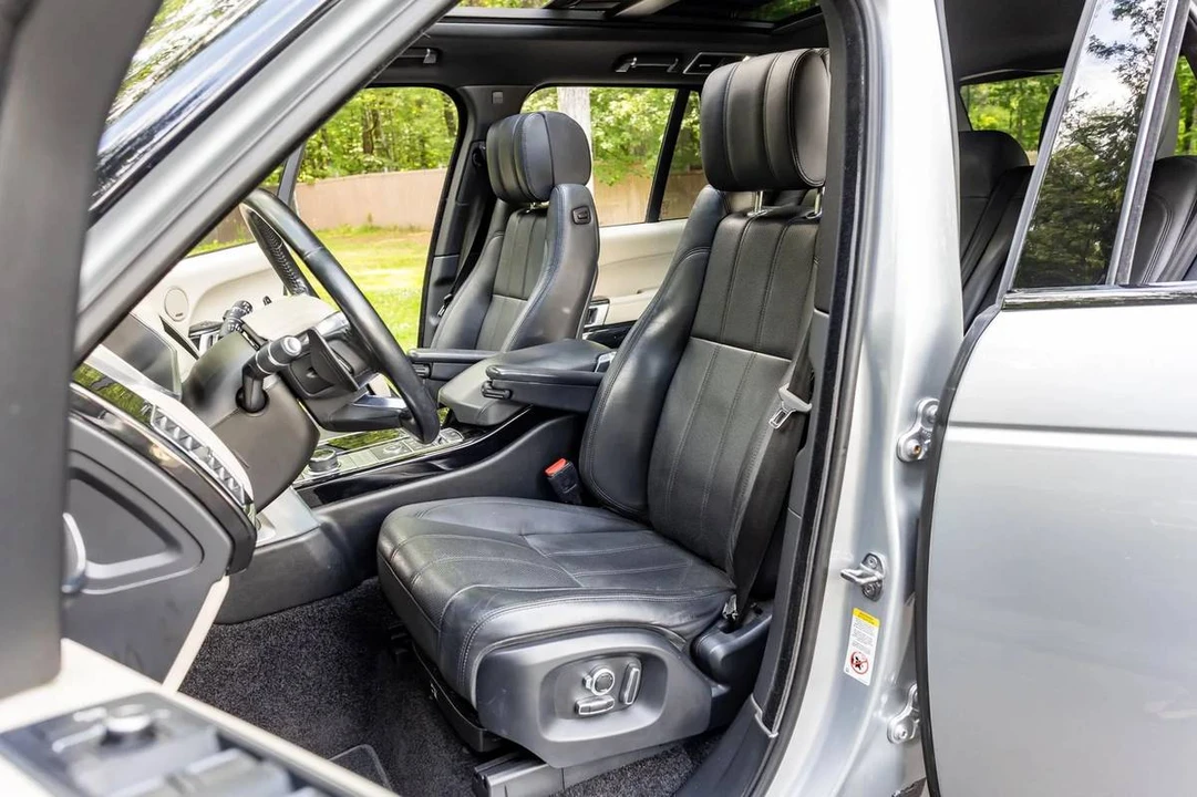 2017 Land Rover Range Rover L405 - Image 14 of 24