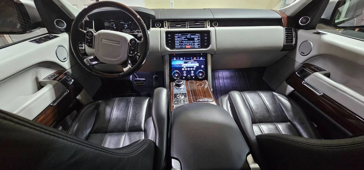 2015 Land Rover Range Rover L405 - Image 10 of 19