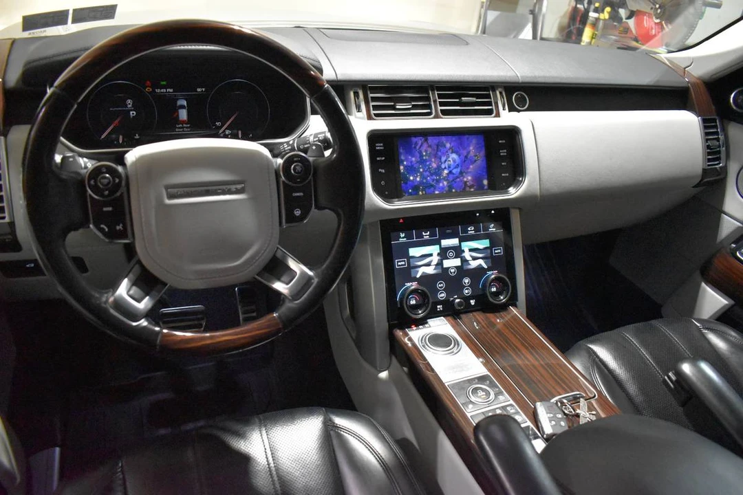2015 Land Rover Range Rover L405 - Image 16 of 19