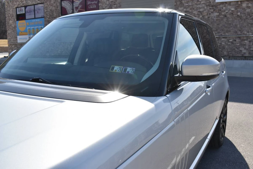 2015 Land Rover Range Rover L405 - Image 4 of 19