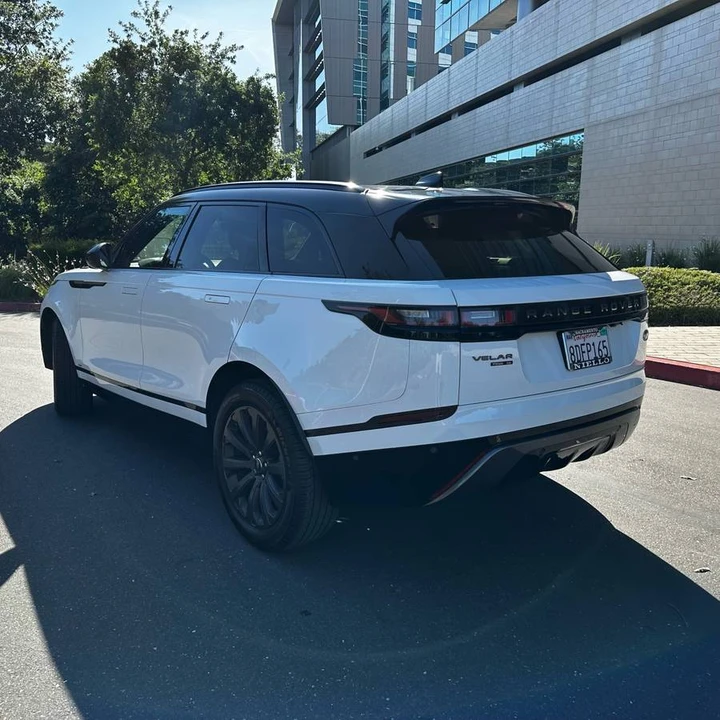 2018 Land Rover Range Rover Velar - Image 17 of 18