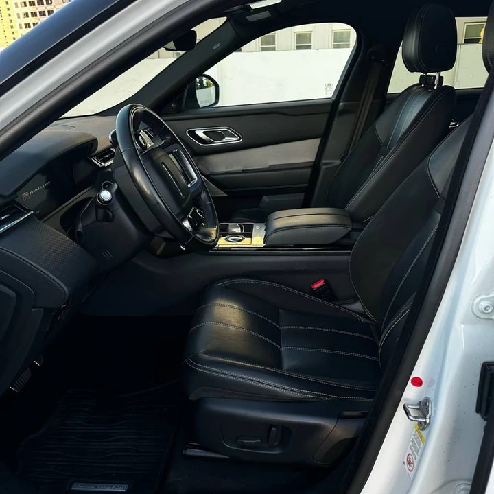 2018 Land Rover Range Rover Velar - Image 10 of 18
