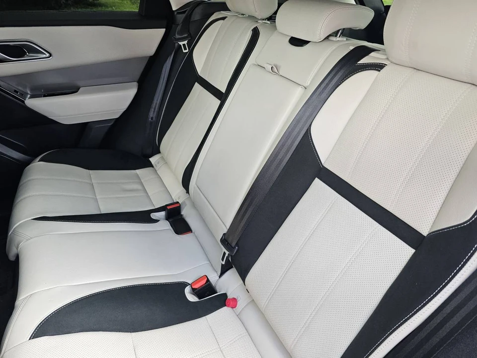 2019 Land Rover Range Rover Velar - Image 4 of 9