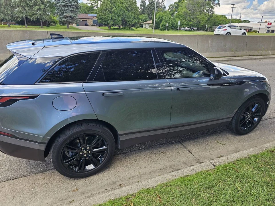 2019 Land Rover Range Rover Velar - Image 2 of 3