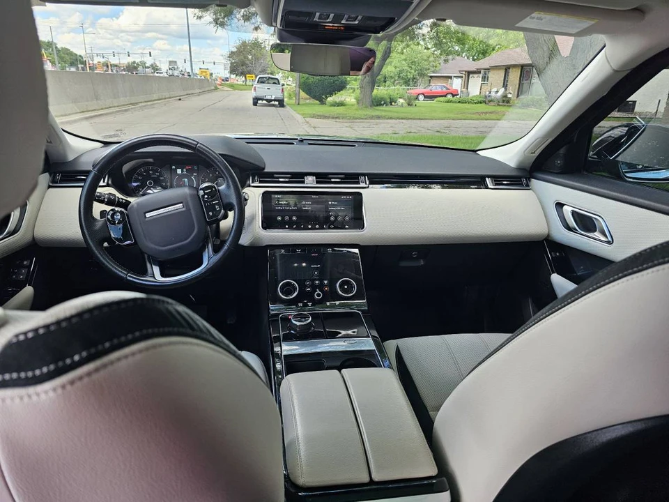 2019 Land Rover Range Rover Velar - Image 5 of 9