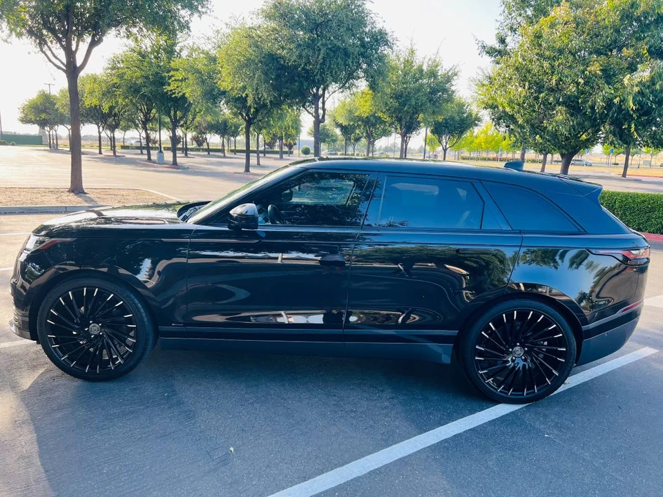 2019 Land Rover Range Rover Velar - Image 8 of 10