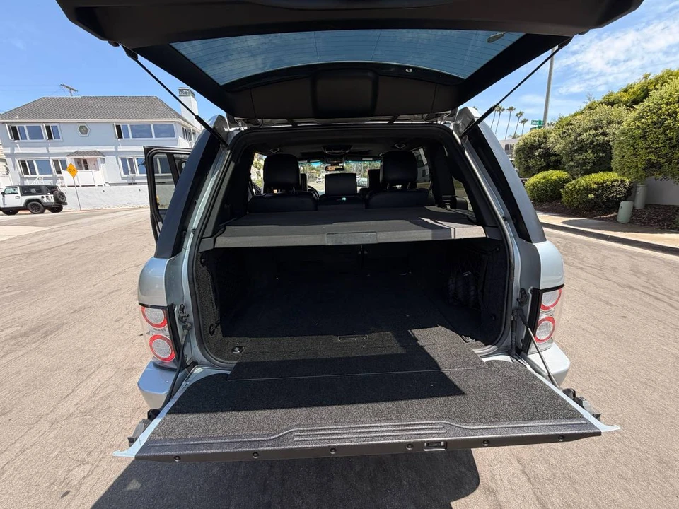 2011 Land Rover Range Rover L322 - Image 12 of 19