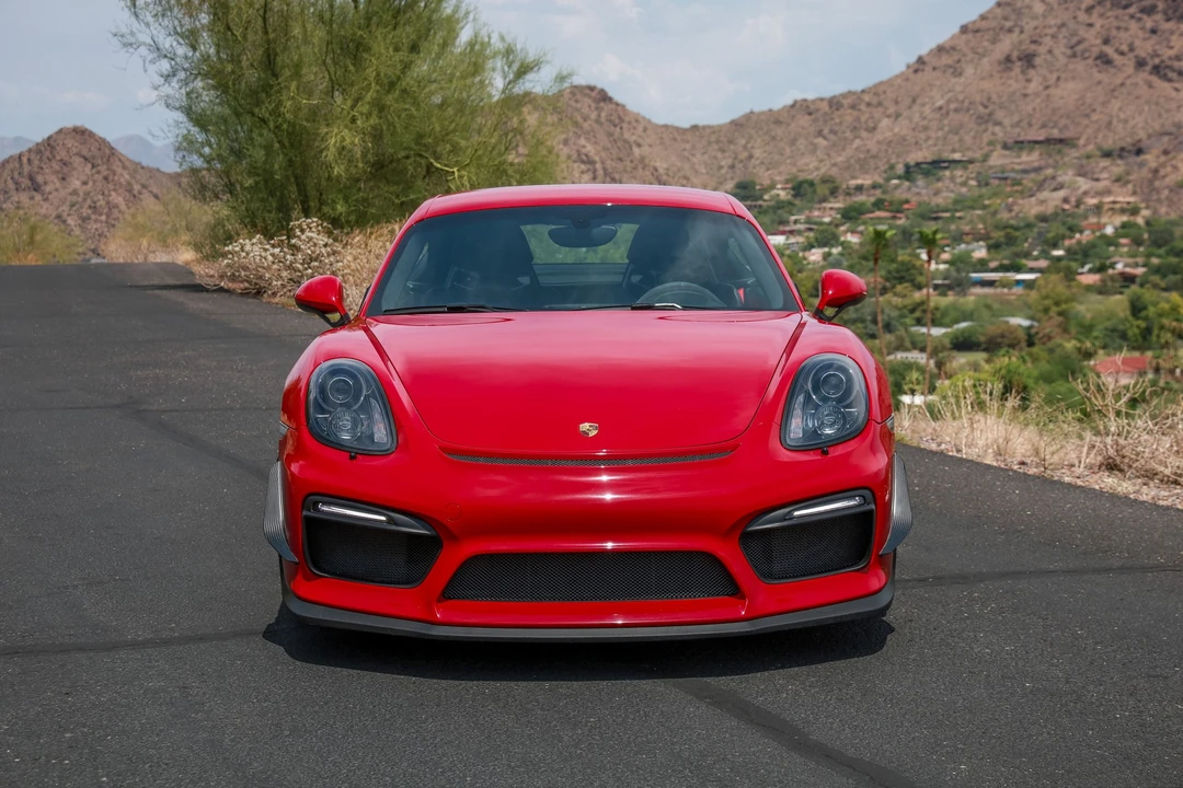 2016 Porsche 981 Cayman GT4 - Image 8 of 31