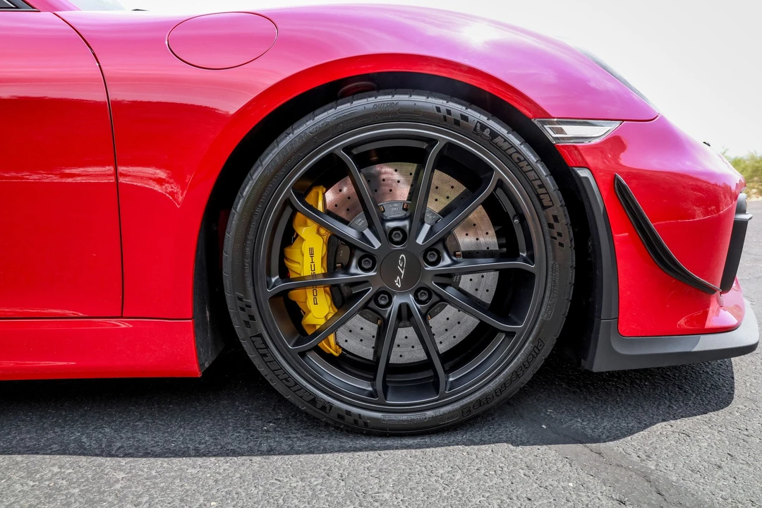 2016 Porsche 981 Cayman GT4 - Image 22 of 31