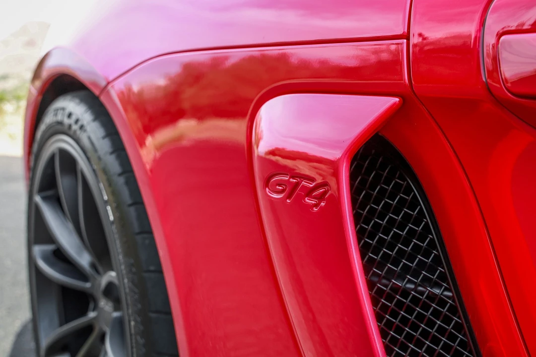 2016 Porsche 981 Cayman GT4 - Image 24 of 31