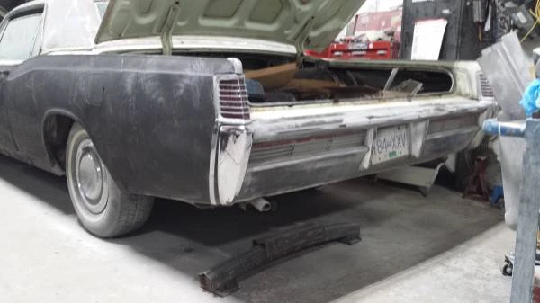 1968 Lincoln Continental 4th Gen - Image 9 of 12