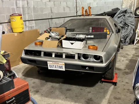 1981 DeLorean DMC-12 Project Car