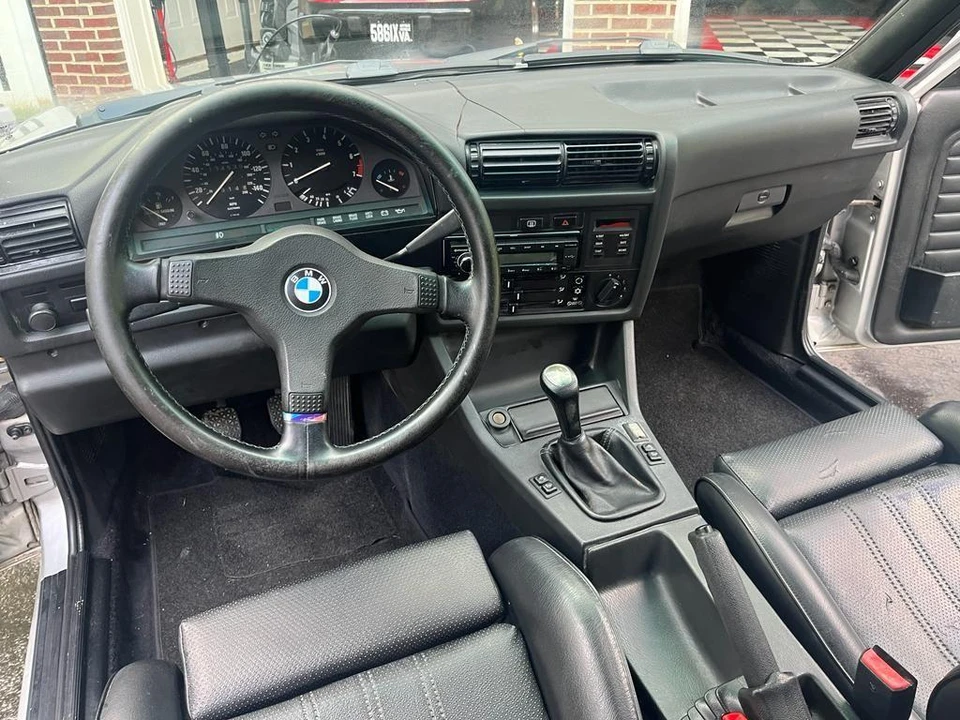 1991 BMW E30 3 Series - Image 19 of 23