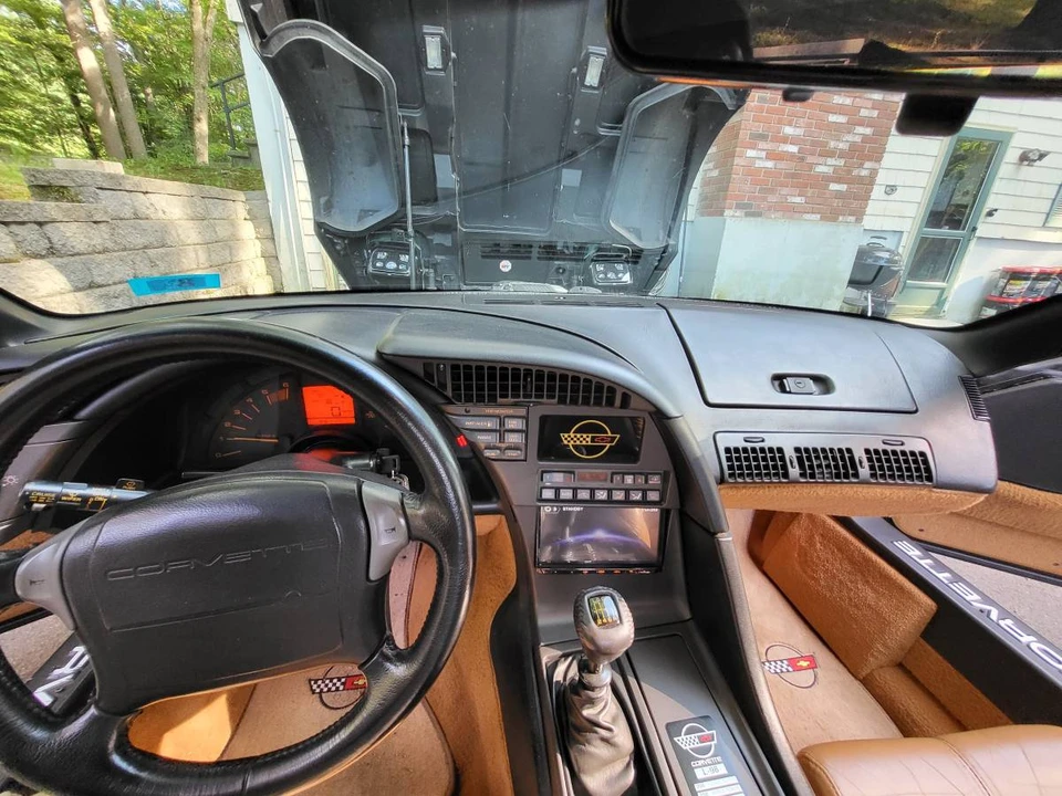 1991 Chevrolet Corvette C4 - Image 13 of 15