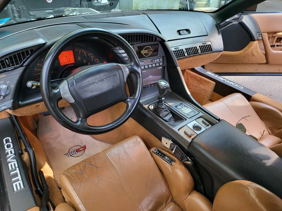 1991 Chevrolet Corvette C4 - Image 12 of 15