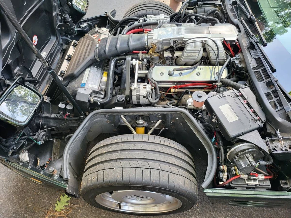 1991 Chevrolet Corvette C4 - Image 9 of 15