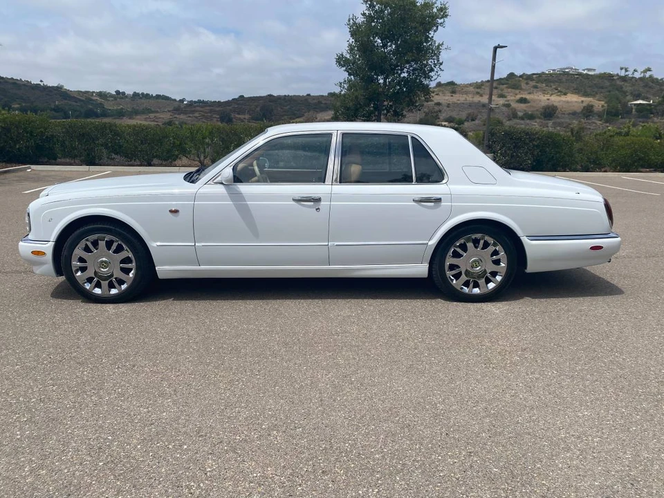1999 Bentley Arnage - Image 2 of 24