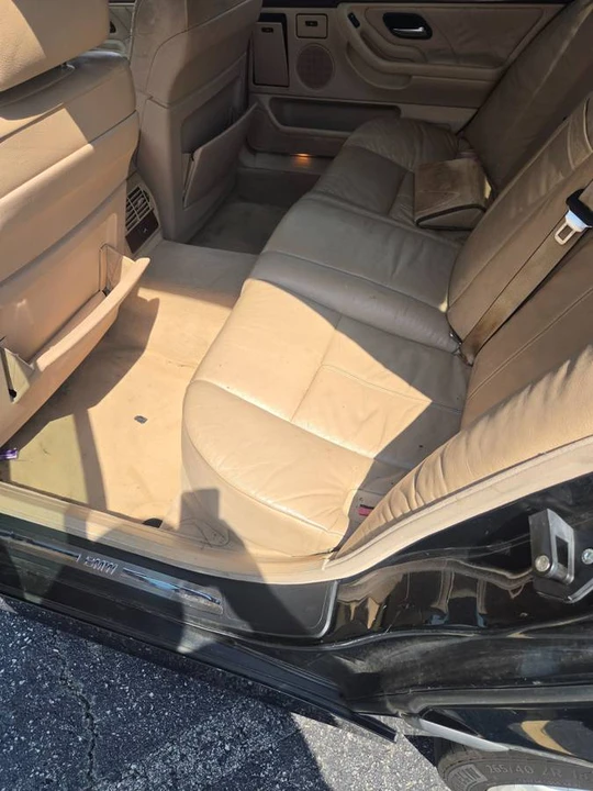 2001 BMW E38 7 Series - Image 6 of 6