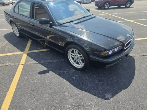 2001 BMW 740iL