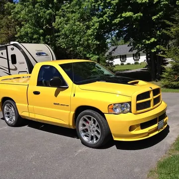 2005 Dodge Viper Truck