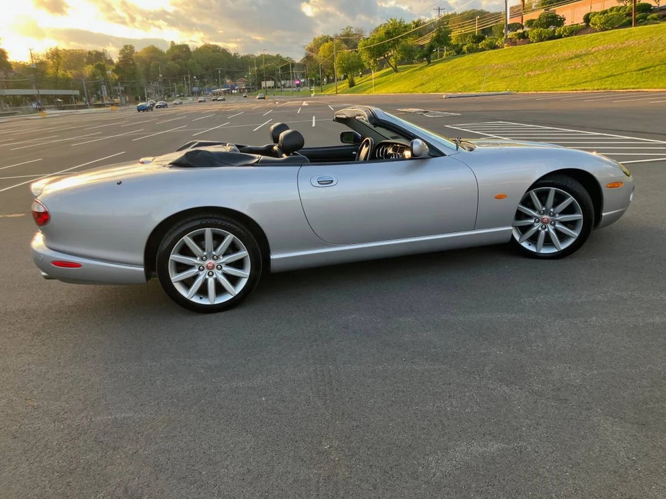 2005 Jaguar X100 XK8 - Image 5 of 18