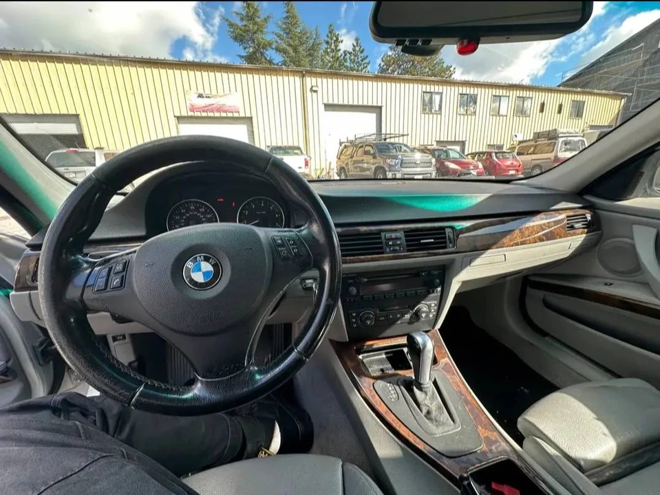 2006 BMW E46 330i & 330Ci - Image 4 of 6