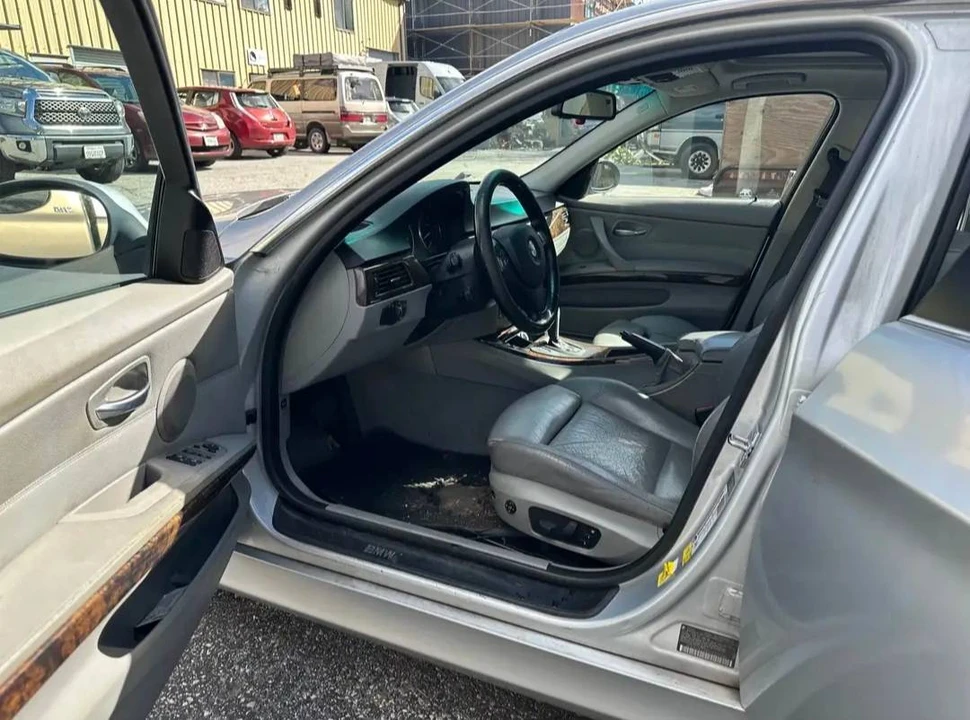 2006 BMW E46 330i & 330Ci - Image 3 of 6