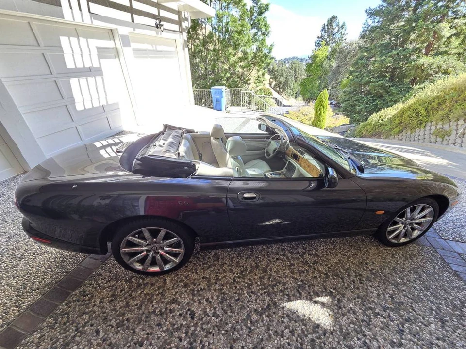 2006 Jaguar X100 XK8 - Image 2 of 24