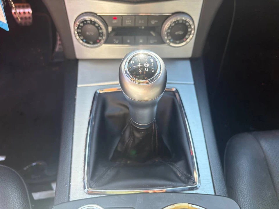 2011 Mercedes-Benz W204 C-Class - Image 16 of 22