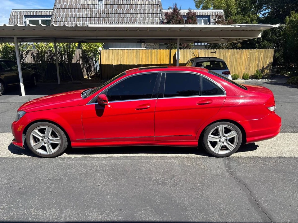 2011 Mercedes-Benz W204 C-Class - Image 7 of 22