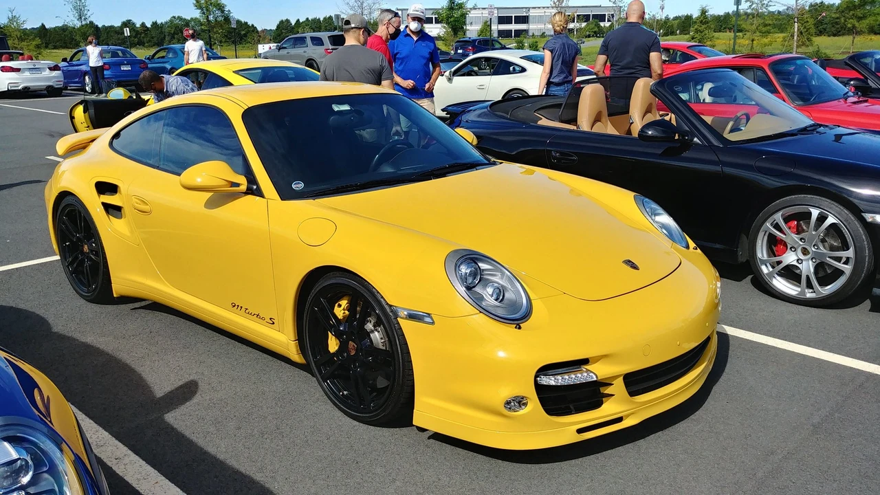 2011 Porsche 997 Turbo S - Image 11 of 14