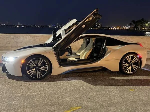 2015 BMW i8 - Image 20 of 21