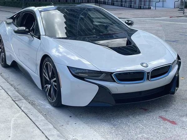 2015 BMW i8 - Image 6 of 21