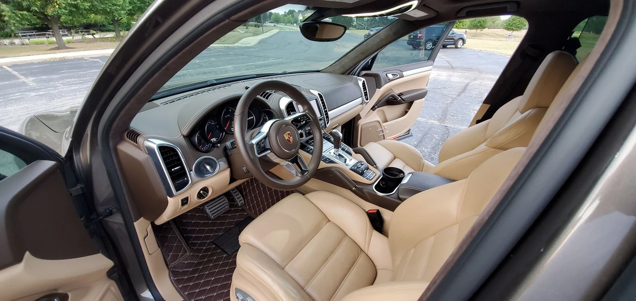 2016 Porsche 958 Cayenne GTS - Image 7 of 11