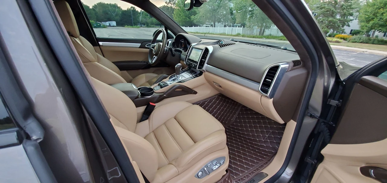 2016 Porsche 958 Cayenne GTS - Image 3 of 11