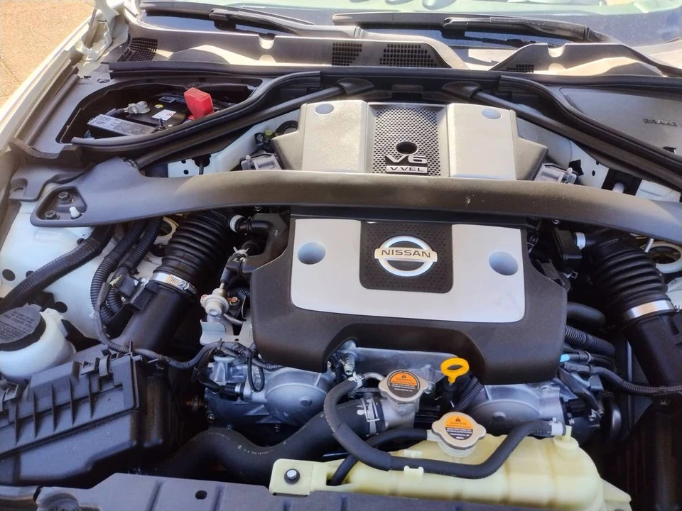 2017 Nissan 370Z 6th Gen - Image 6 of 10