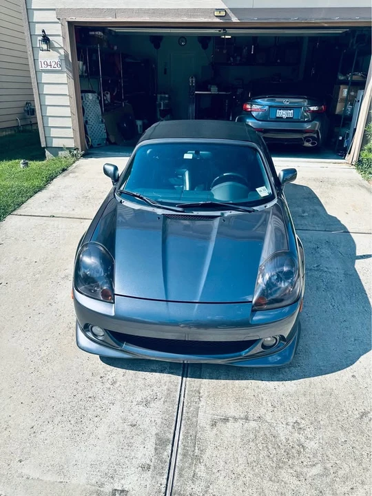 2005 Toyota MR2 Spyder/MR-S - Image 3 of 11