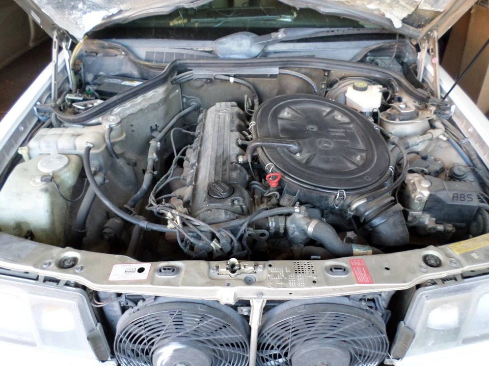 1989 Mercedes-Benz 190E - Image 3 of 11