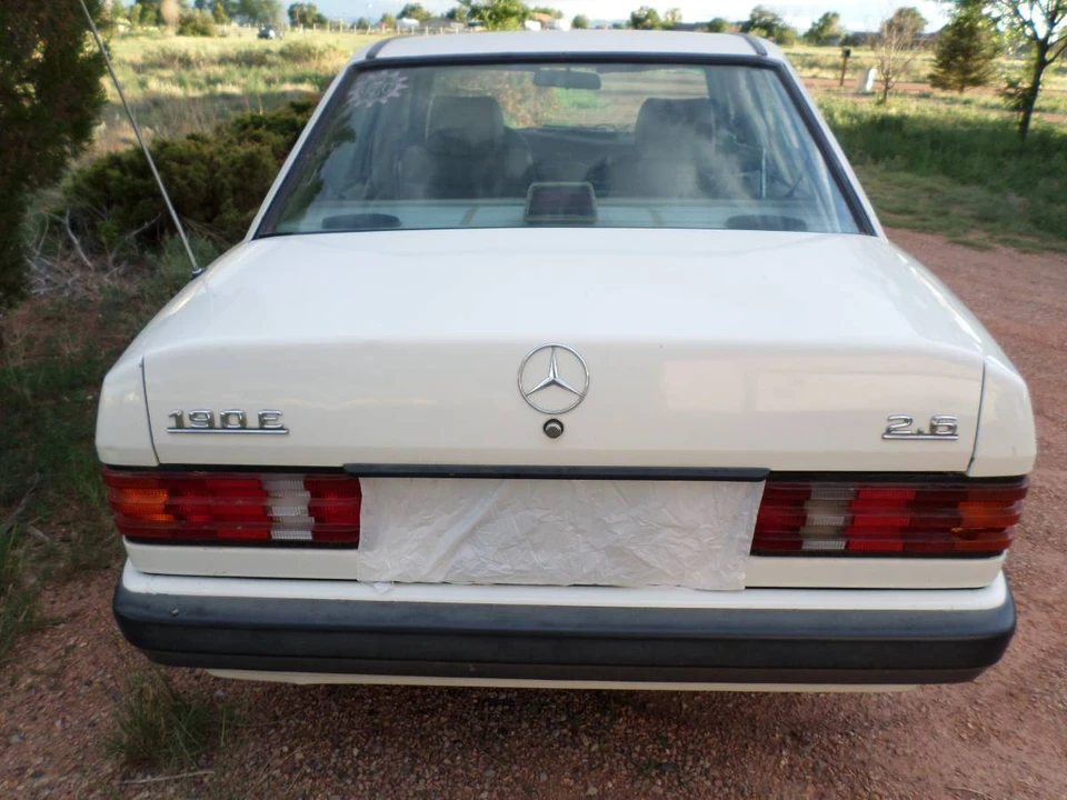 1989 Mercedes-Benz 190E - Image 5 of 11