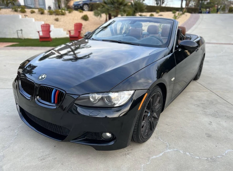2009 BMW E93 335i Convertible - Image 9 of 11