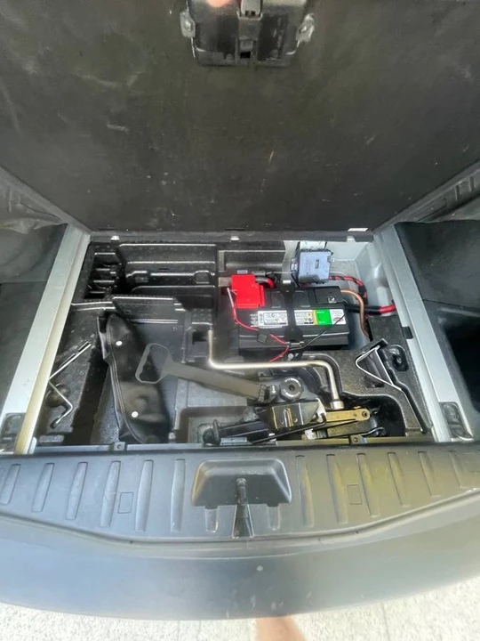 2005 BMW E83 X3 - Image 14 of 24