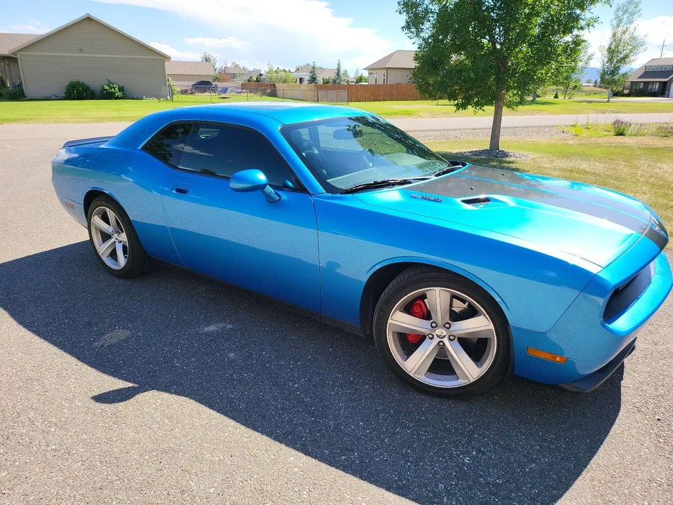 2009 Dodge Challenger SRT8 & 392 3rd Gen - Image 9 of 21