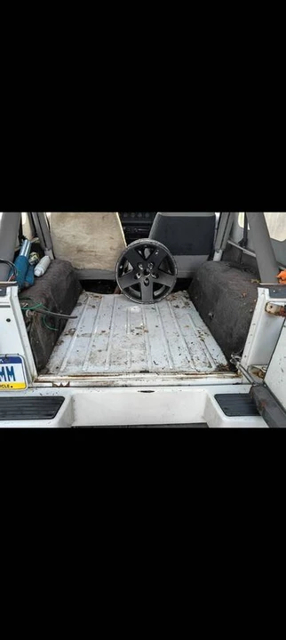 1991 Jeep YJ Wrangler - Image 4 of 10
