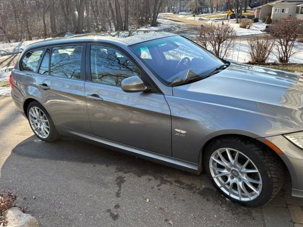 2011 BMW E91 3 Series Touring - Image 2 of 16